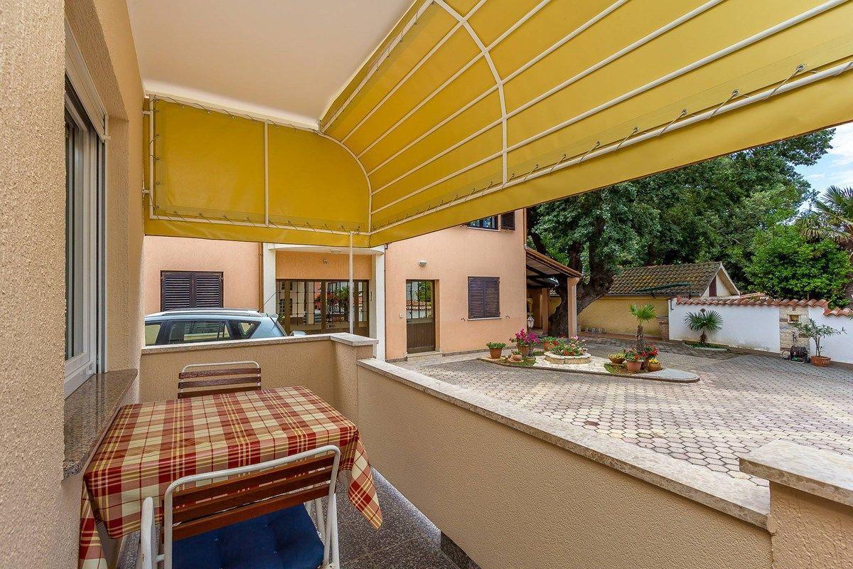 Appartement Nevija *