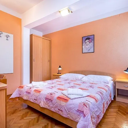 Apartments Nevija Medulin Exterior photo