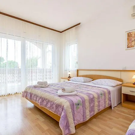 Apartments Nevija Medulin Exterior photo