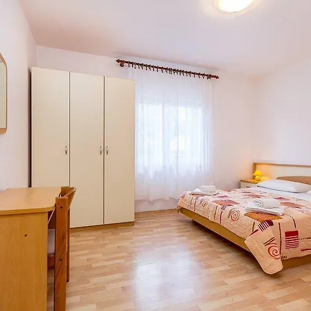Apartments Nevija Medulin Exterior photo
