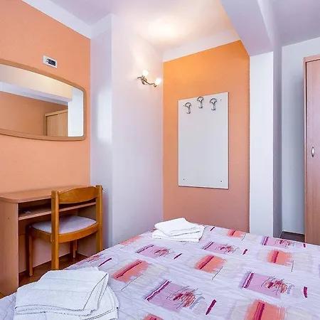 Apartments Nevija Medulin Exterior photo